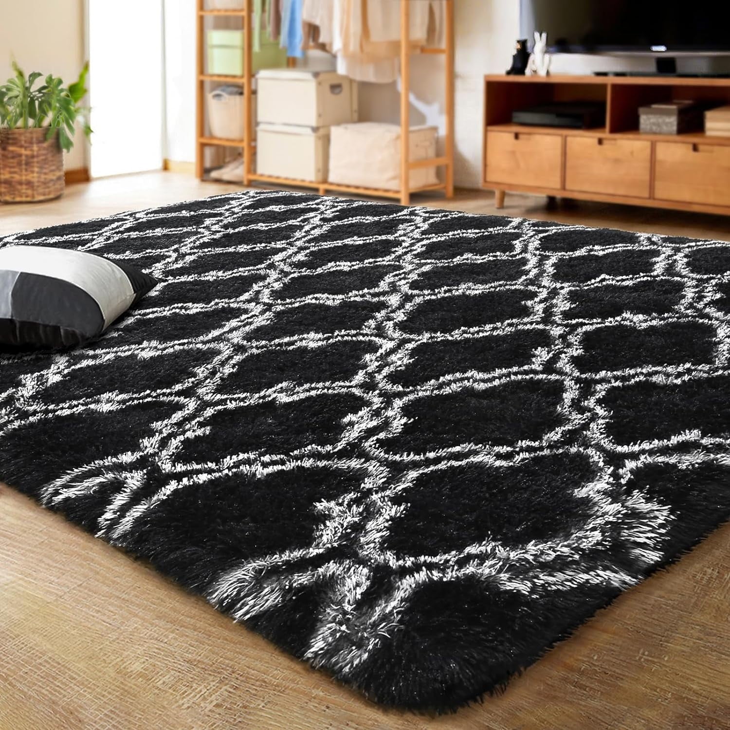 Shag Area Rug Geometric Plush Fluffy Rugs Soft Moroccan Carpet for Bedroom Living Room Floor Mat Home Decor,5X8Ft,Black/White